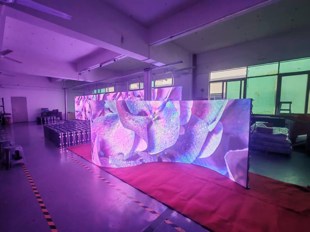 Nội thất p2.5 màn hình LED đầy màu với tủ 640x480mm 3840hz