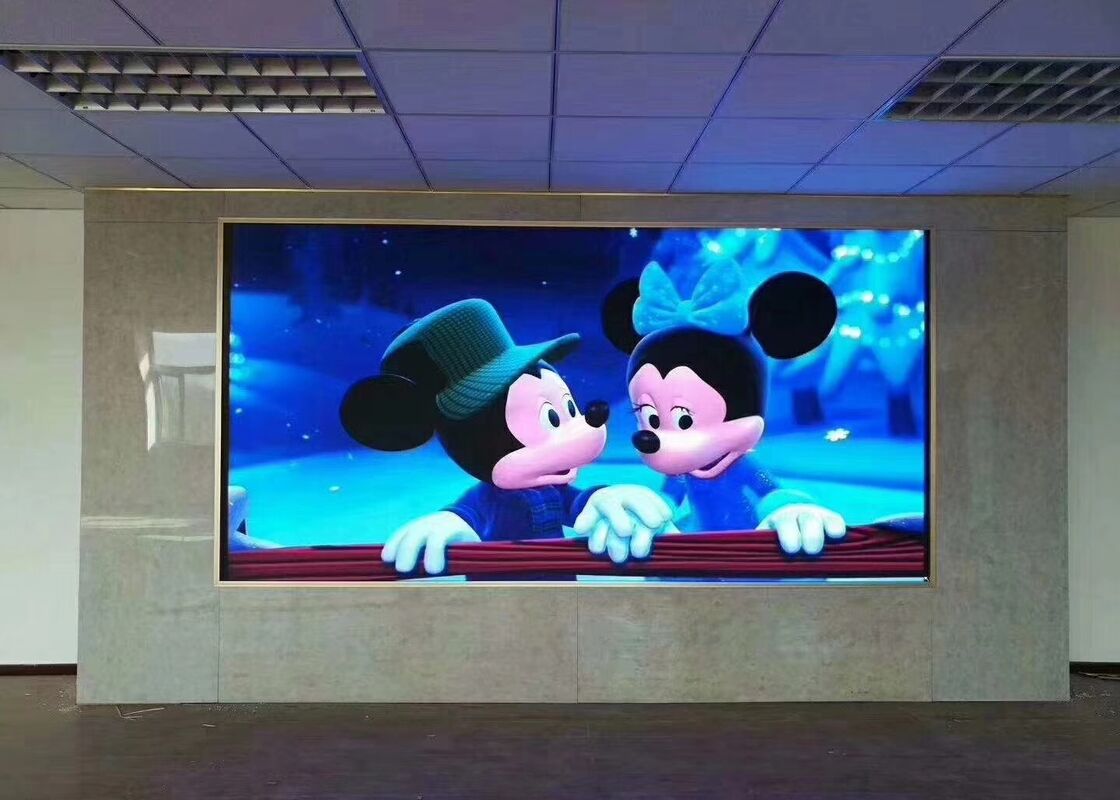 Đèn LED P3.91 Đèn chiếu LED Nội thất / Bên ngoài Đèn LED gắn trên tường 3840hz Tỷ lệ làm mới