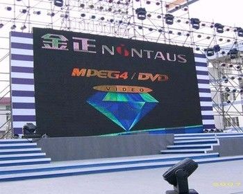 P3.91mm Bên ngoài Kiểm soát nước LED tòa nhà Video Wall 250x250mm Full Color