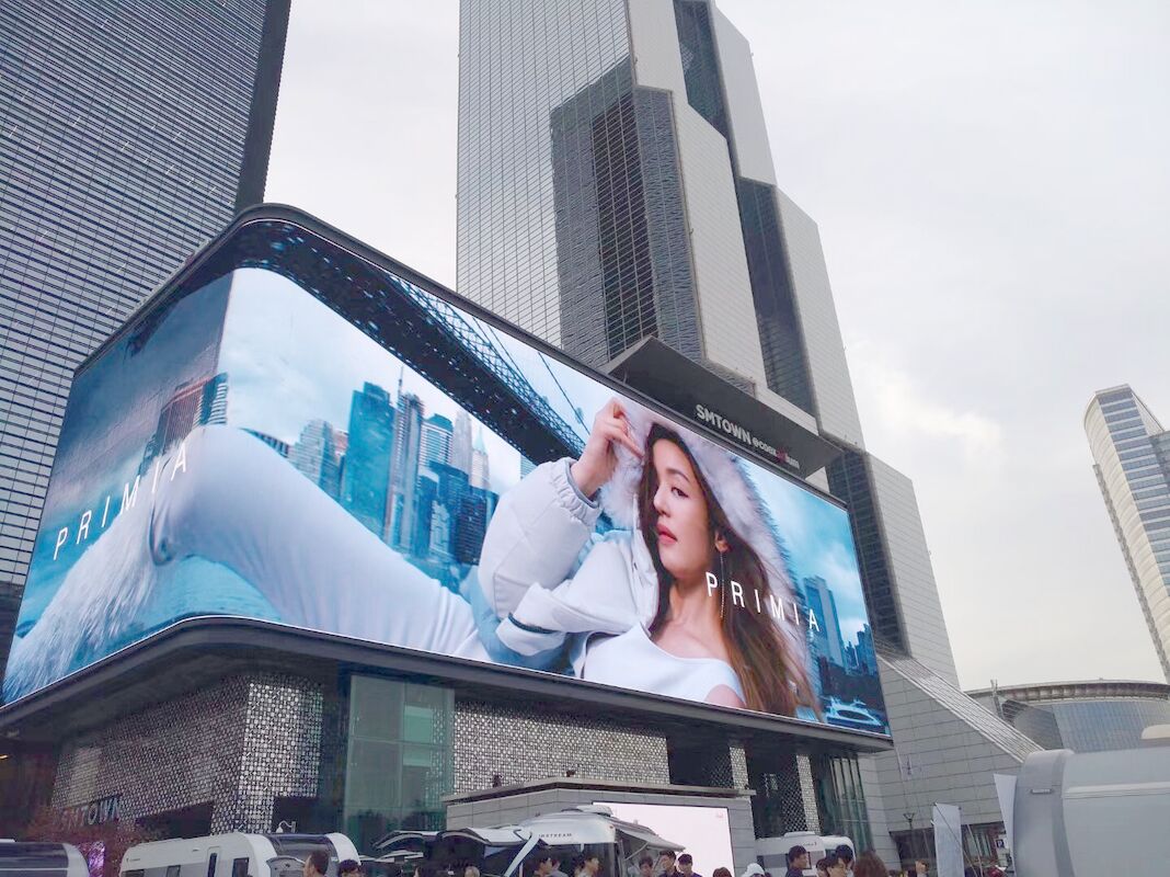 Màn hình hiển thị video LED chống nước P10 ngoài trời đầy màu 5000cd / m2 Độ sáng