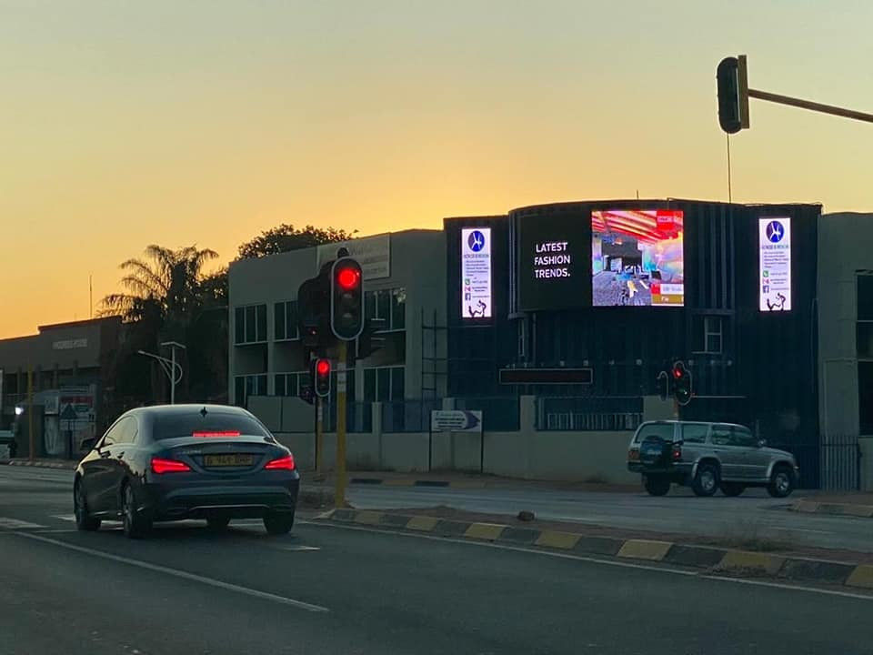 Màn hình màn hình LED ngoài trời P8 LED màn hình tường cố định ngoài trời P8 LED Video Wall