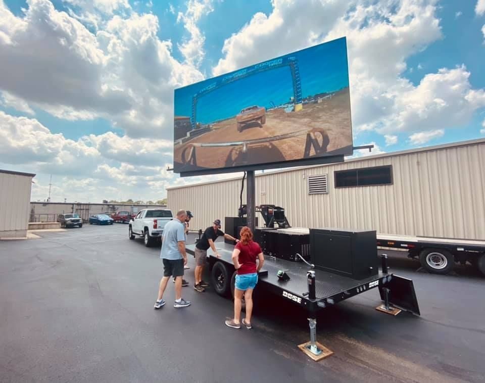 Tấm LED ngoài trời P6 576x576mm IP65 Chống nước 5000cd/m²