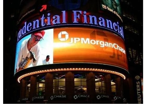 Màn hình Led ngoài trời IP65 chống thấm nước P5.95 Kích thước tủ 500x1000mm