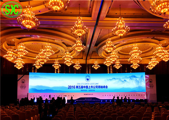 Giá tốt P4 Indoor Full Color LED Display / Red green blue led video panel 256mm*128mm trực tuyến