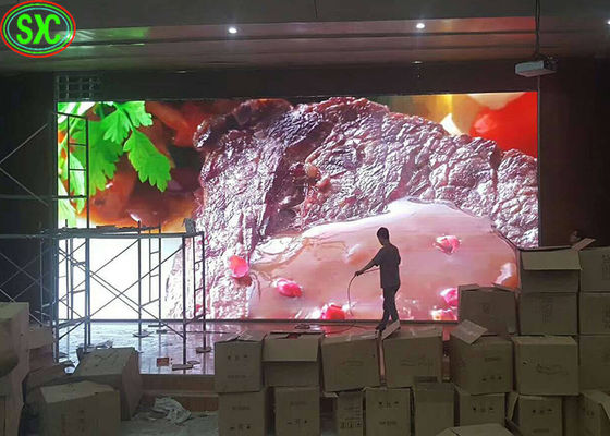 Giá tốt IndoorP 3.91mm Pixel Pitch màn hình LED với tỷ lệ làm mới 3840Hz và 50000 giờ tuổi thọ cho Bức tường video nền sân khấu trực tuyến