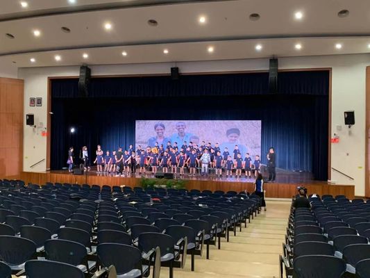 Bảng hiển thị LED trong nhà P2,p3,p2.5 mm 3840hz Tỷ lệ làm mới cao 1200 cd Độ sáng RGB 3 In 1 Wifi 3G chức năng