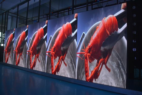 MBI5020 Drive Ic Stage màn hình LED 2.604mm Pixel Pitch cho các sự kiện doanh nghiệp 250x250mm Module