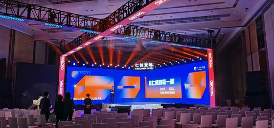 Full Color Fine Pitch LED Display 320X160mm Moudle Size 256 * 128 Phân giải mô-đun