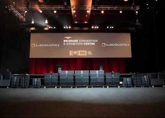 Bảng quảng cáo LED ngoài trời với mức bảo vệ IP65 và đèn LED SMD2727