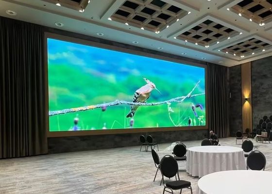 Giá tốt Màn hình cho thuê COB Ultra HD có thể lập trình P1.25 Indoor Full Color LED Display 1/8 Chế độ quét trực tuyến