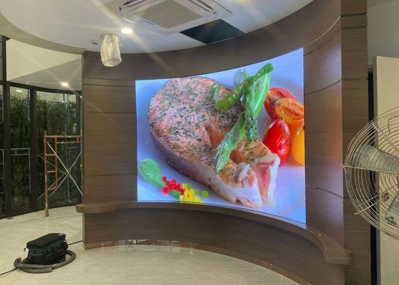 Giá tốt Soft Module Curved Screen Waterproof HD Customizable Rental Screen P4 Indoor Full Color LED Display Billboard trực tuyến