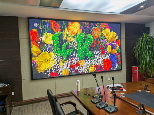 Giá tốt Nơi xuất xứ màn hình LED đầy màu trong nhà với mật độ 112896 Dot / m2 Video Wall trực tuyến
