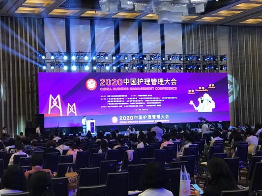 Full Color Indoor LED LCD Board LSN/NoVa Control System 320 * 160mm Kích thước mô-đun cho quảng cáo trong nhà Hiển thị chúng tôi