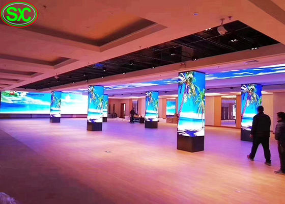 Giá tốt Trong nhà P3.9 LED trụ cột trung tâm mua sắm quảng cáo RGB trong nhà 360 độ trụ cột trực tuyến