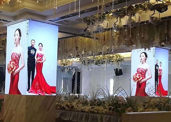 P4 Bảng hiệu kỹ thuật số Bảng điều khiển màn hình LED vuông 360 độ trong nhà