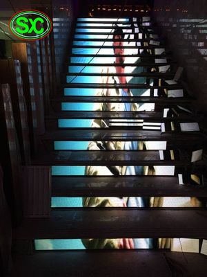Giá tốt Bảng hiển thị Led đủ màu P4 Tầng Kích thước tùy chỉnh cho cầu thang trong trung tâm mua sắm trong nhà trực tuyến