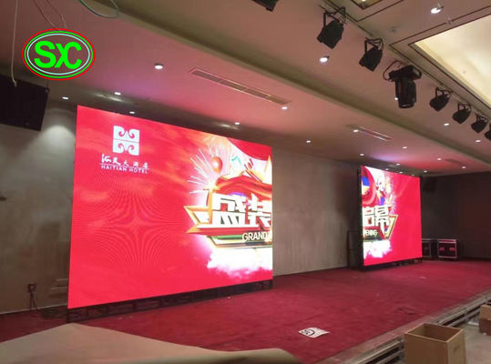 Giá tốt high definition P4 Indoor Full Color LED Display Screen / indoor led billboard trực tuyến