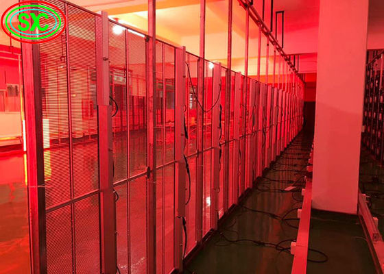 Màn hình LED trong nhà trong suốt P3.9-7.8 Full Color SMD Curved Led Video Wall Glass For Showcase