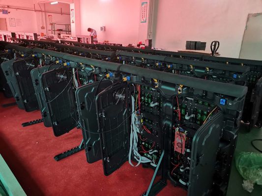 Bóng đá 5500cd / m2 Sân vận động P10 Chu vi Màn hình LED 960 * 960mm