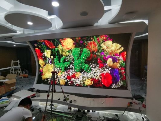 Giá tốt P2.5 Tủ nhôm Màn hình LED đủ màu Màn hình LED video độ nét cao, tủ 640x640mm, độ sáng 1200cd trực tuyến